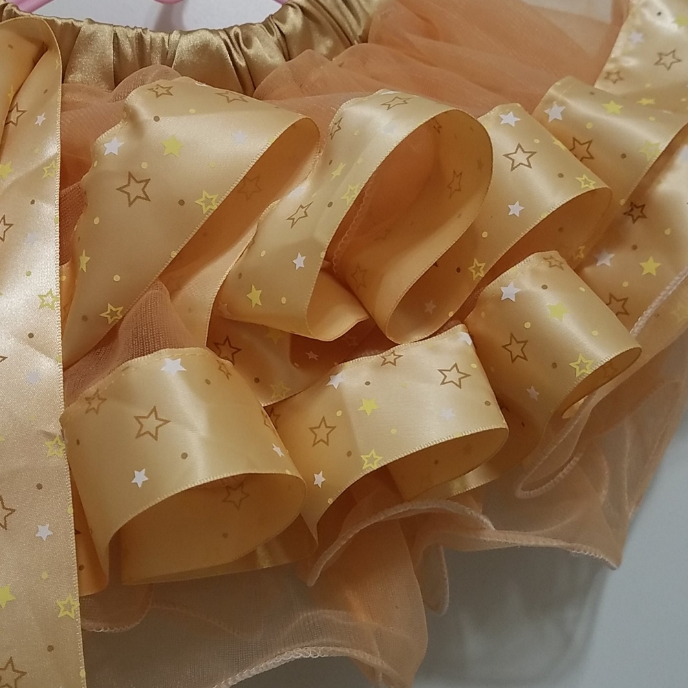 Golden Mesh & Ribbon Tutu. NEW - Picture 2 of 7